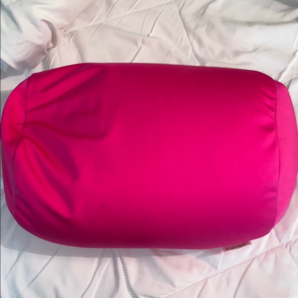 Neck pillow